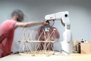 Neuer Lehr-Roboter der Uni Kassel