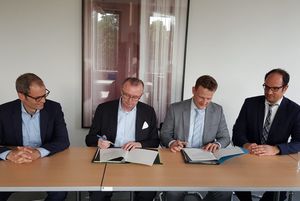 v.l.n.r.: MD Frank Krüger (BMVI), MR Rudolf Boll (BMVI), Dr. Jan Tulke (pb40), RD Heiko Roeder (BMI)
